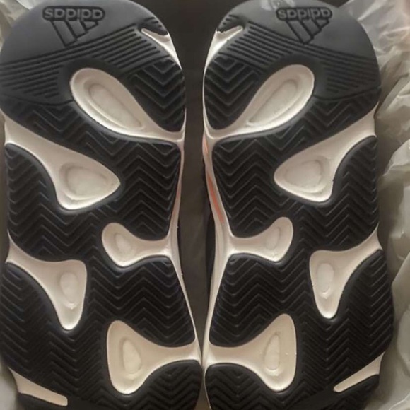Yeezy 700 wave runners - Picture 1 of 10
